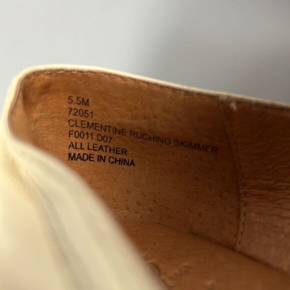 Like New Frye Clementine Ruching Skimmer Beige Flats size 5,5 M - Picture 8 of 13